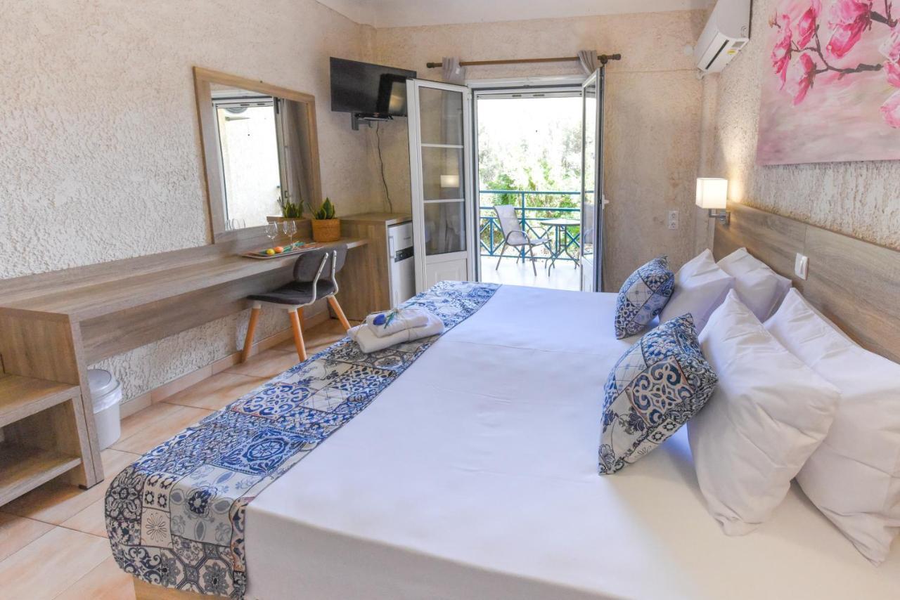 Paradise Hotel Samos Town Exterior foto