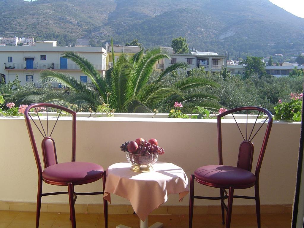 Paradise Hotel Samos Town Habitación foto